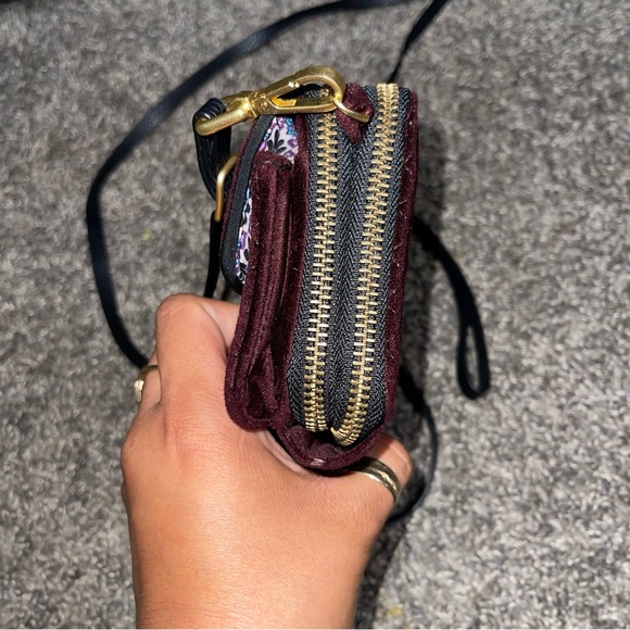 Vera Bradley All In One Burgundy Maroon Quilted Velvet Cross Body Bag - Picture 7 of 12